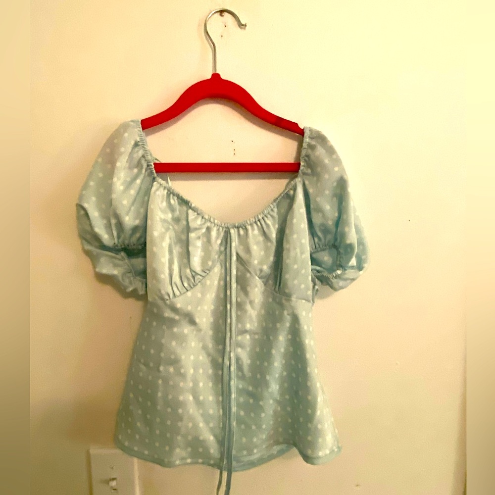FRANCESCAS TOP (new with tag!!)